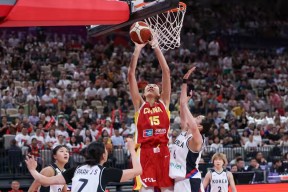 包含阿贾克斯迎CBA常规赛关键赛，今晨豪取连胜，更衣室稳定，球队文化再被提及的词条