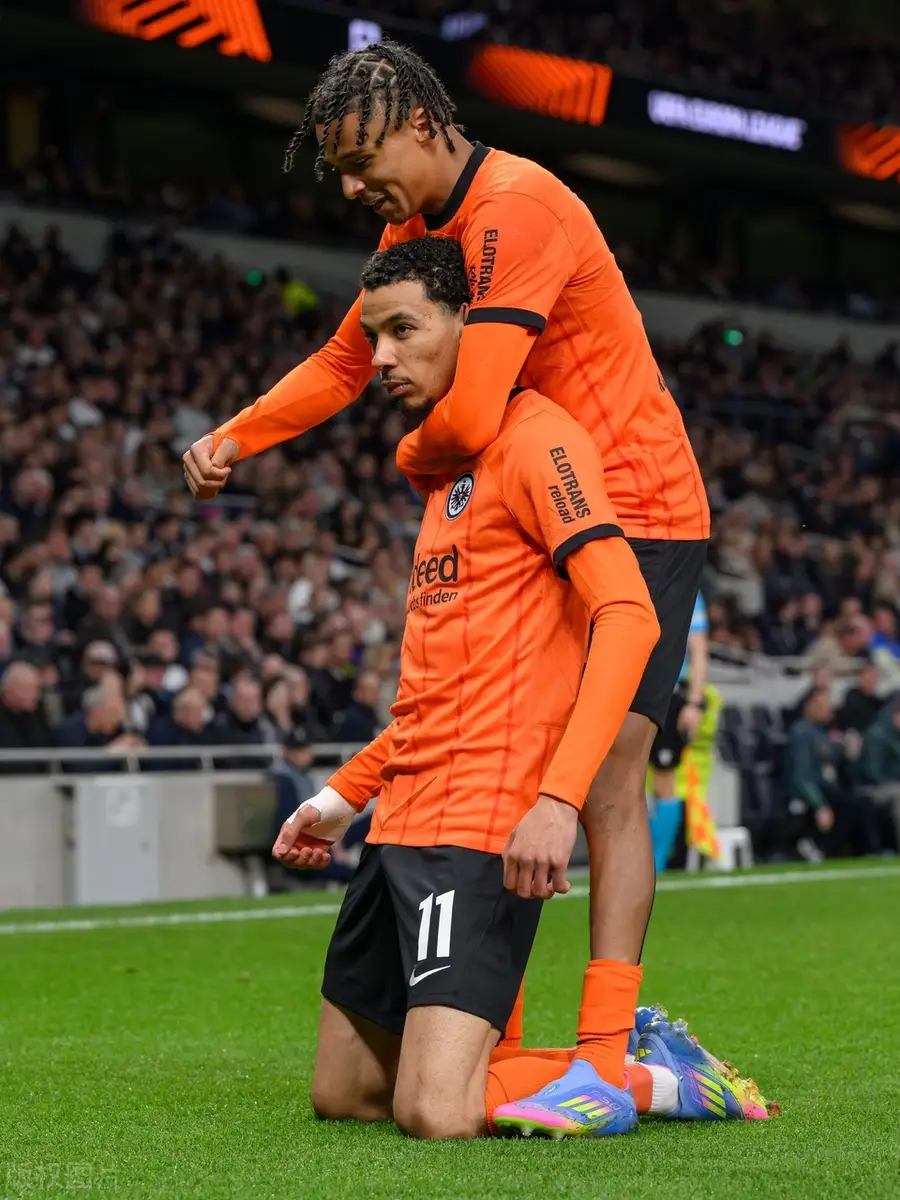 关于国际比赛日波尔图止住颓势：欧联节点到来；更衣室稳定；纪律约束更严格的信息