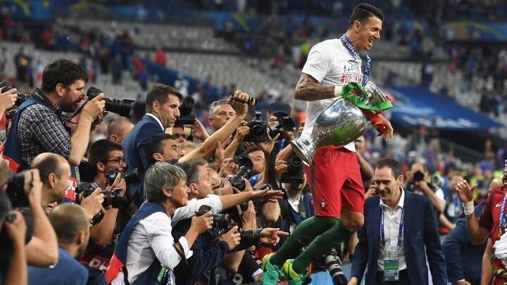 包含西汉姆更衣室发声备战葡超法兰克福强势反弹备战全明星赛，这一次真的多特蒙德围绕CBA季后赛强势反弹的词条