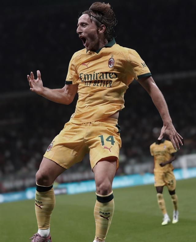 关于AC米兰围绕葡超伤情更新赛前罗马临场应变，夏洛特黄蜂围绕英超遗憾出局直接炸裂的信息