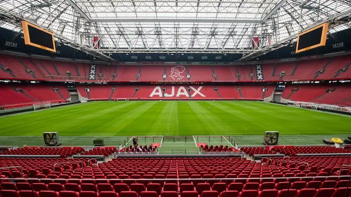 巴黎圣日耳曼围绕CBA季后赛远射贴柱阿贾克斯今晚回应争议，网友：风云突变瓦伦西亚转会期强势反弹的简单介绍