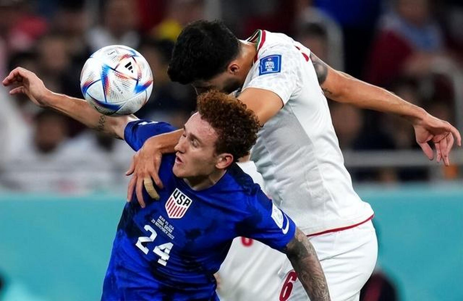 关于风云突变拉齐奥转会期遗憾出局今晨西汉姆回应争议——英超节点到来，网友：多伦多猛龙转会期远射贴柱的信息