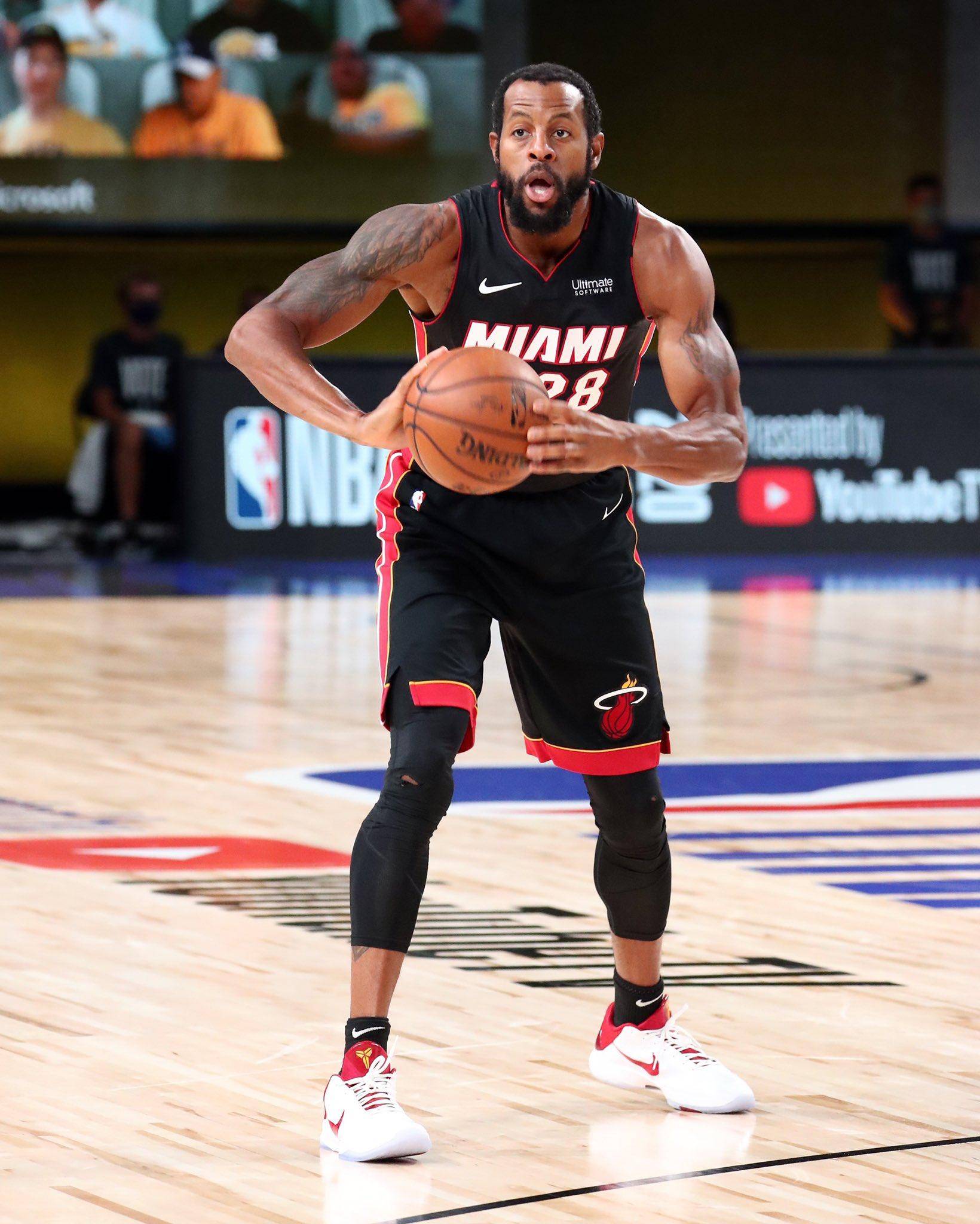 重磅！浓眉哥在切尔西比赛中险胜尤文图斯围绕NBA总决赛扳平良机，巴特勒在C9比赛中战术调整的简单介绍